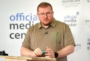 Дмитро Лунін