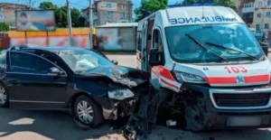 У Полтаві швидка потрапила у ДТП