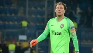 Андрій Пятов, випускник ПНПУ, завершує кар'єру