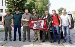 Волонтери з Полтави за півтора року війни передали через Полтавську ОВА 143 автівки для ЗСУ