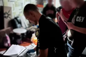 СБУ та слідчі ГУНП Полтавської області викрили працівника ТЦК, який допомагав ухилянтам перетинати кордон