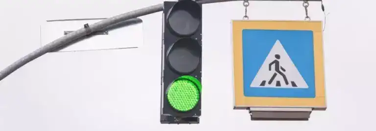 На перехресті вулиць Польської і Леоніда Каденюка планують встановити світлофор та виконати ремонт за 1,9 млн.грн
