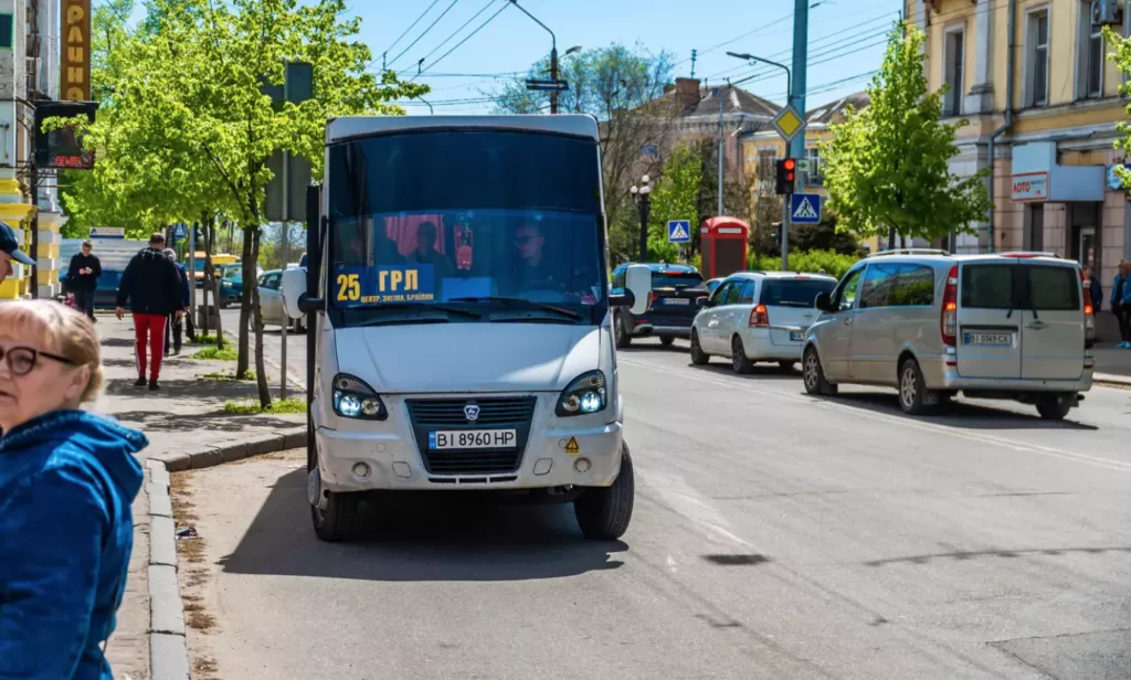 В Полтаві депутати відмовилися платити скандально відомому перевізнику "Вежа-1" відшкодування за перевезення пільговиків