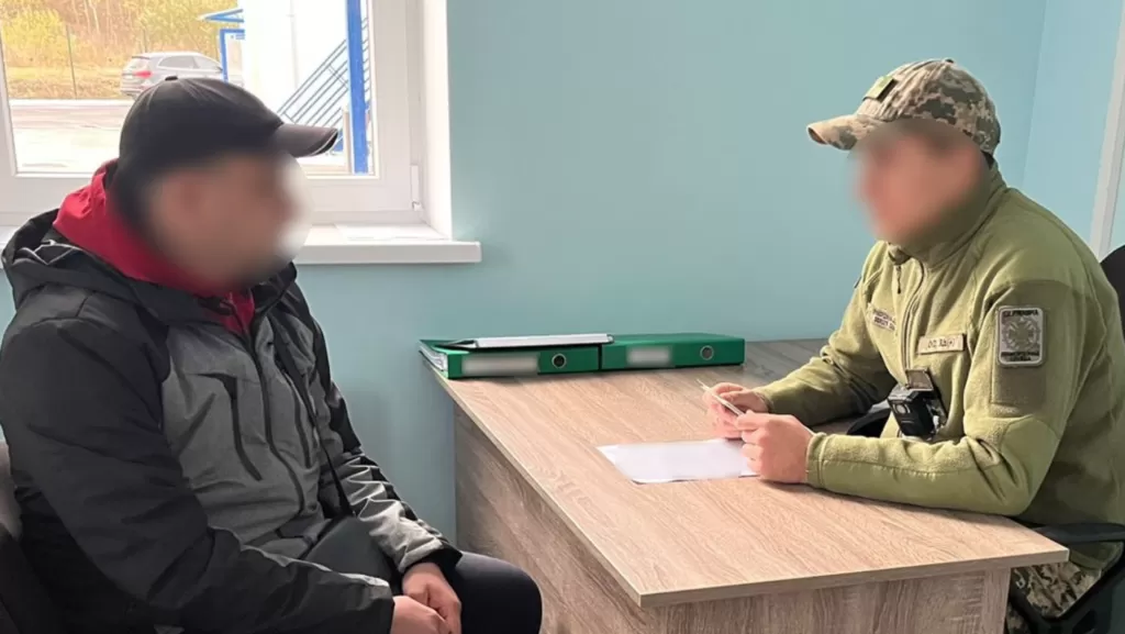 На кордоні затримали ухилянта з Полтави, який намагався покинути країну з підробленими документами