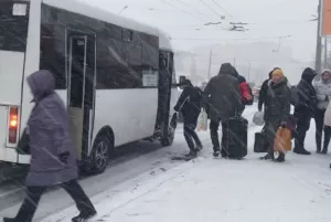 На Полтавщині через негоду проблеми з громадським транспортом