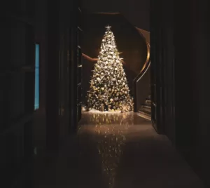 Різдво та Новий рік в умовах війни: цього року знову не буде додаткових вихідних