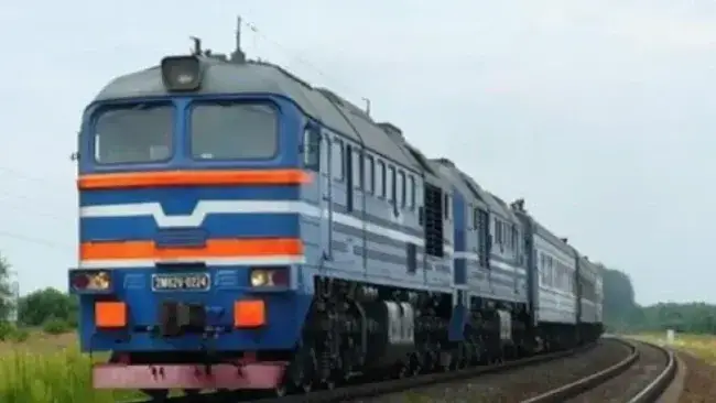 На Полтавщині 20 річний хлопець потрапив під потяг: вижив, але перебуває у лікарні