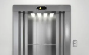 АМКУ вимагає від Полтавської міськради допустити Будкомплект до участі в тендері