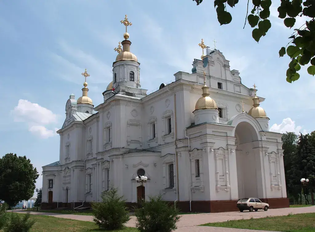 Де в Полтаві можна посвятити паски в храмі ПЦУ