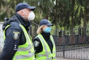 На Полтавщині в поминальні дні на кладовищах поліцейські патрулі перевірятимуть документи й слідкуватимуть за порядком