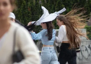 В Полтаві та області оголошено штормове попередження