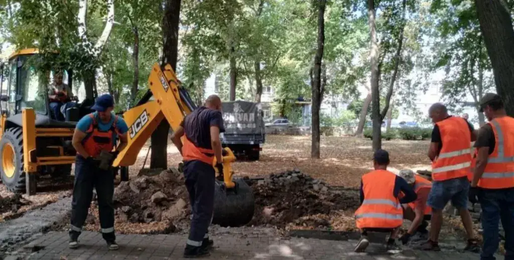 В Полтаві розпочалося перепоховання останків із "Братської могили борців за владу рад"
