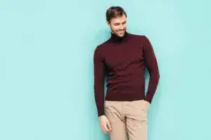 Як зробити правильний вибір чоловічого гольфу?