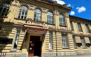 Шмигаль пропонує почати приватизацію університетів: можливі наслідки та реакція уряду