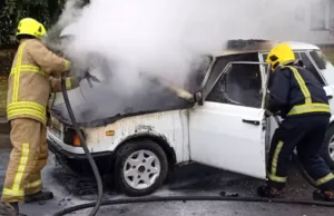 На Полтавщині в центрі міста згоріла автівка