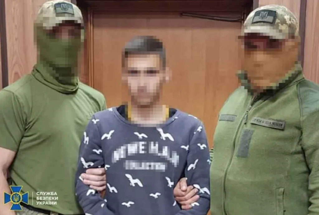 В Полтаві СБУ затримала ще двох паліїв військових автівок