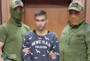 В Полтаві СБУ затримала ще двох паліїв військових автівок