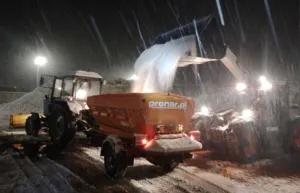 Перший сніг в Полтаві: чи впоралися комунальники