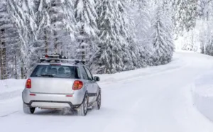 Як підготувати автомобіль до холодів і на що звернути увагу: рекомендації експертів