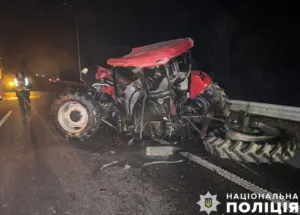 На Полтавщині трапилася смертельна ДТП: вантажівка "знищила" трактор