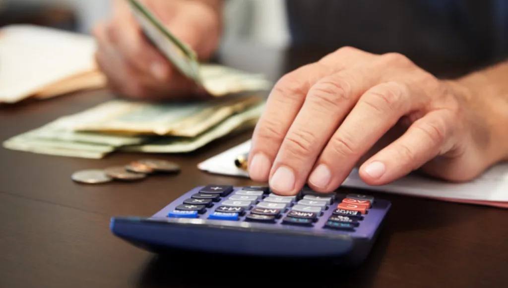 Україна підвищує податки: Зеленський підписав новий закон