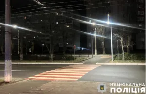 Поліція Кременчука розшукує водія автівки, яка травмувала пішохода