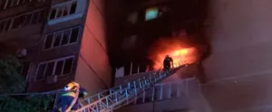 Жахлива знахідка вогнеборців: у Полтаві в квартирі багатоповерхівки знайшли мертву жінку після пожежі