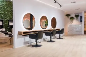 Идеальная мойка для парикмахерской: выбор, особенности и преимущества