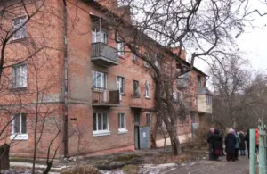 Через конфлікт в колишньому гуртожитку на проспекті Грицаєнка два дні не було світла