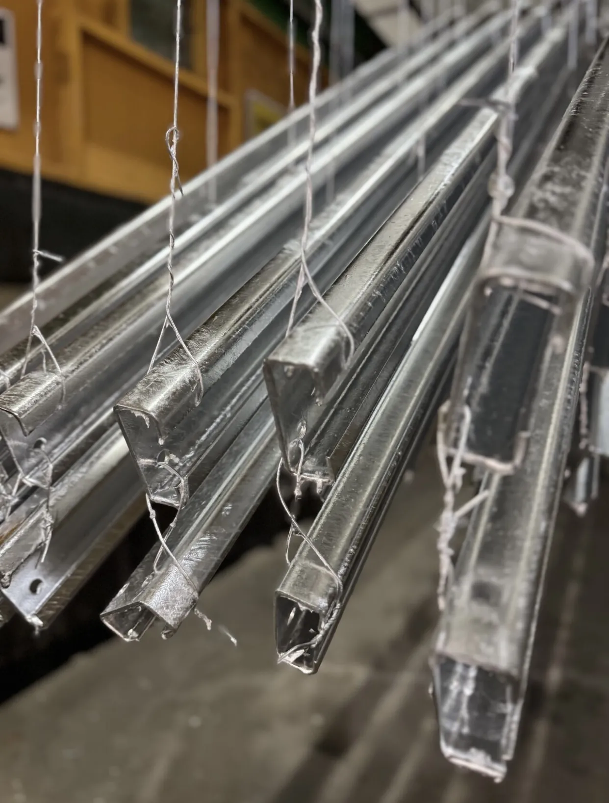 Гаряче цинкування