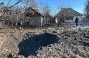 У Полтавському районі уламки ворожого дрона пошкодили дахи двох будинків