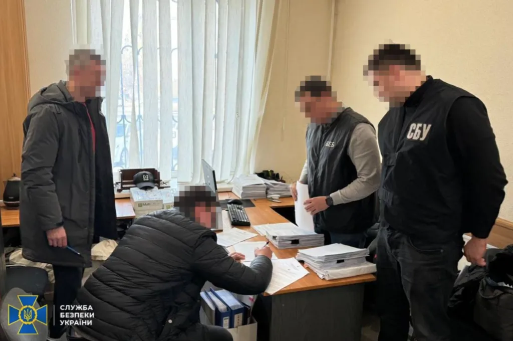 Слідство повідомило про ще одну переплату при закупівлі дронів: Максиму Панасенку повідомили про чергову підозру