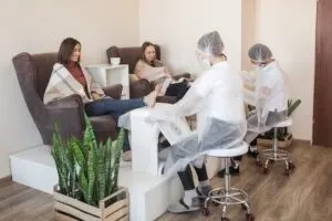 Сучасний стільчик майстра: ідеальне поєднання комфорту та професіоналізму