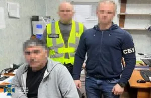 СБУ затримала двох підозрюваних з Полтавщини, які сприяли фейковим "мінуванням" торгових центрів