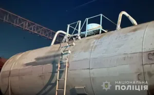 У Полтаві на залізниці 16-річного хлопця вразило струмом