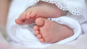 38-річний мешканець Полтави побив свою 11 місячну доньку