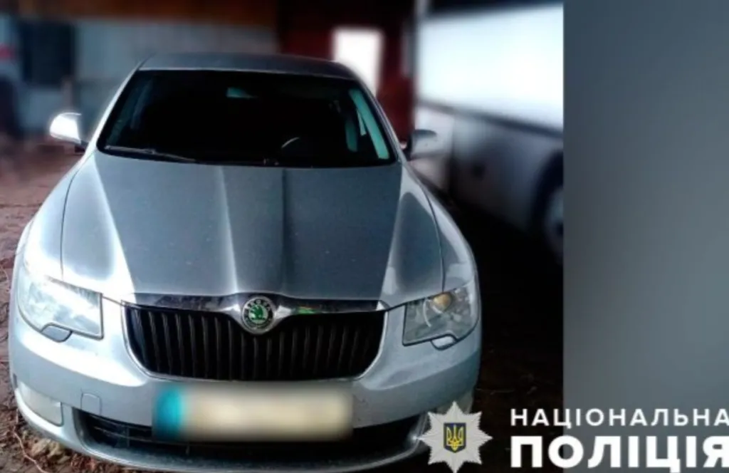 У Полтаві на Леваді водій легковика збив пенсіонерку на переході та зник — поліція вже знайшла авто та встановлює обставини