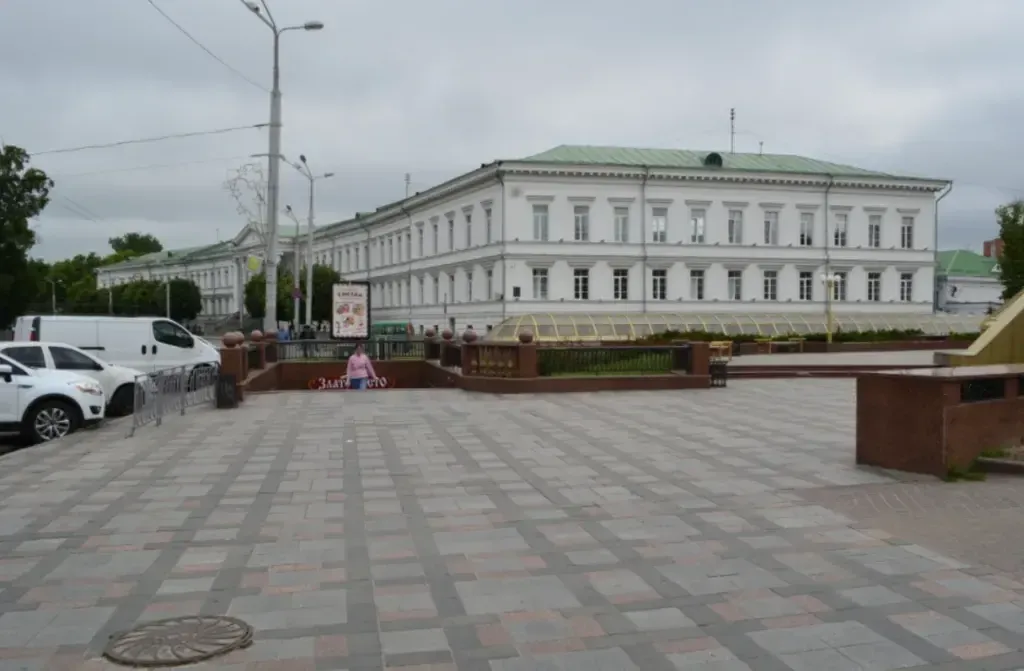 Катерині Ямщиковій довелося пояснювати Пархоменку "за куму" та місце проведення ярмарку
