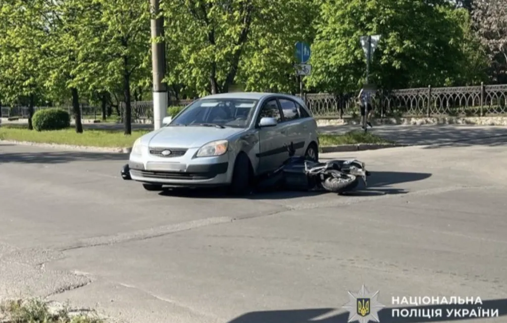 На Полтавщині неповнолітній мопедист потрапив до лікарні внаслідок ДТП