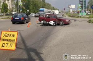 У Полтаві сталася ДТП: мотоцикліста Yamaha доправили до лікарні