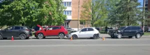 У Полтаві сталася масштабна ДТП за участі чотирьох авто: постраждала жінка-водій