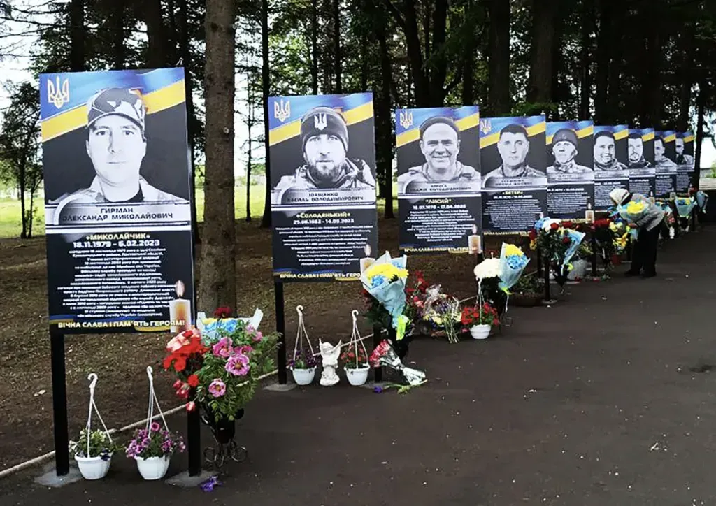 У Великих Кринках створили Алею Слави на честь полеглих захисників