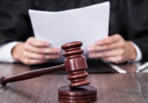 У Полтаві засудили заступника керівника слідчого підрозділу, викритого на хабарі