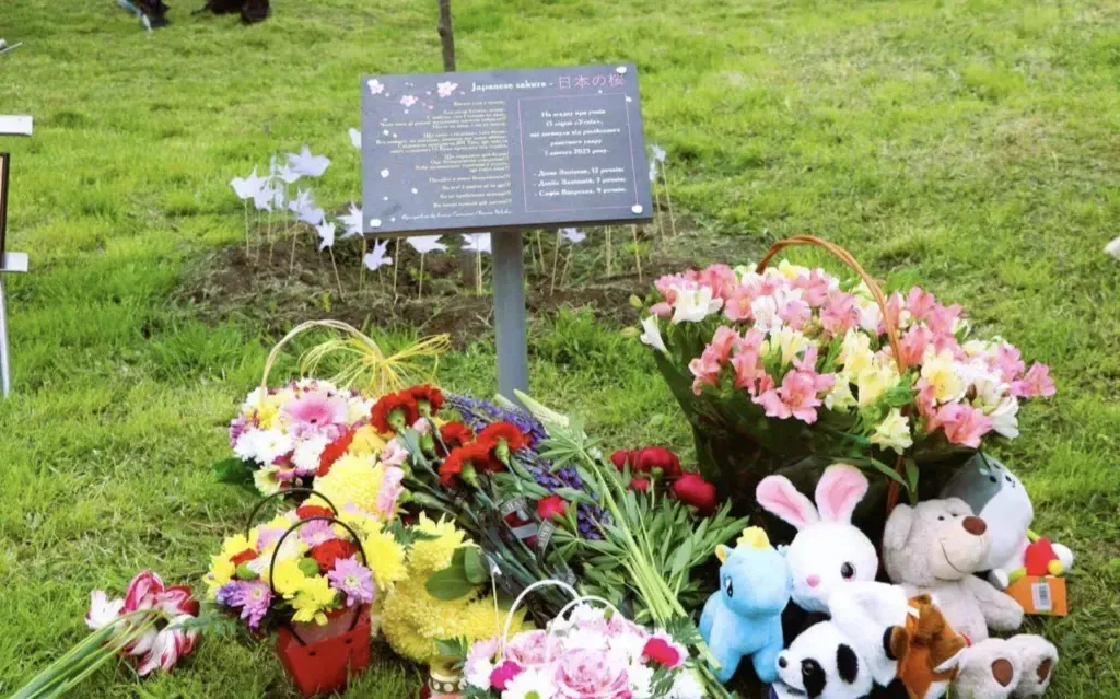 У Полтаві створили Алею Пам’яті на честь дітей, загиблих від російської атаки