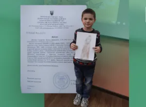 У Полтаві мати 9-річного хлопчика, що зазнав тяжких травм через падіння дерева, відкрила збір на лікування дитини