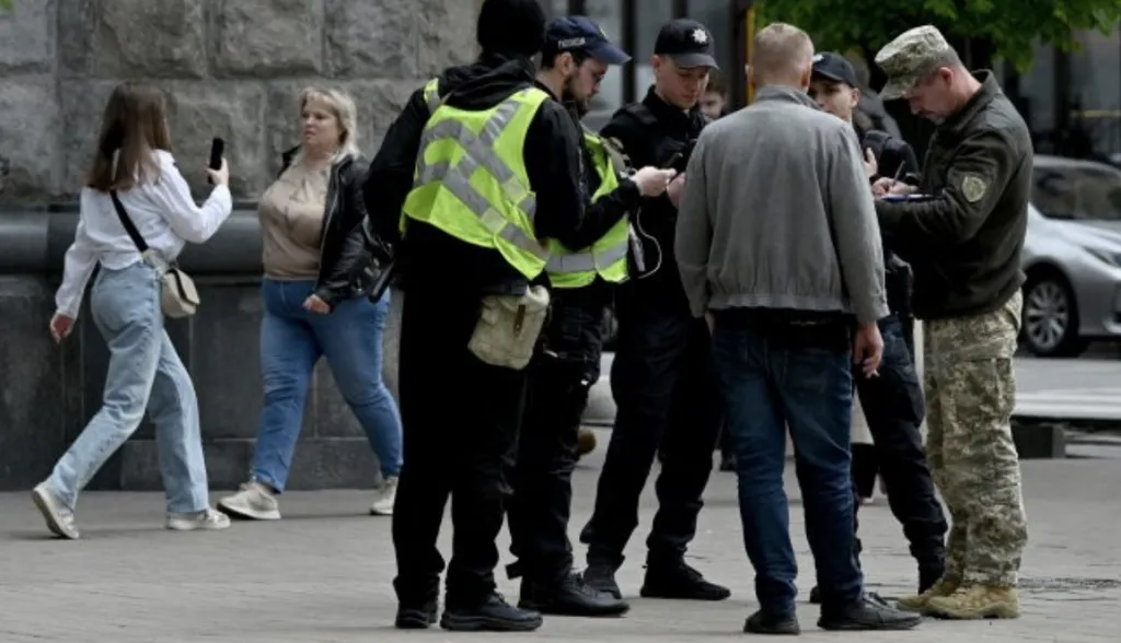 На Полтавщині поліції доручили затримати 600 осіб, які ухиляються від військового обліку