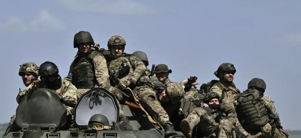 Військові пенсії в Україні: кому передбачено 100% грошового забезпечення