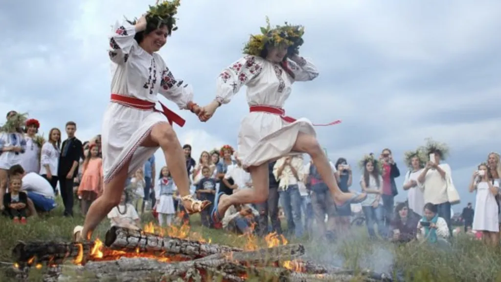 Свято Івана Купала 2025: дата, традиції та магічні ритуали