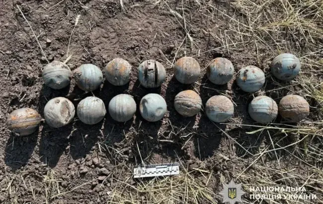 Ворог вдарив «шахедами» та касетними ракетами по Кременчуку: є руйнування інфраструктури