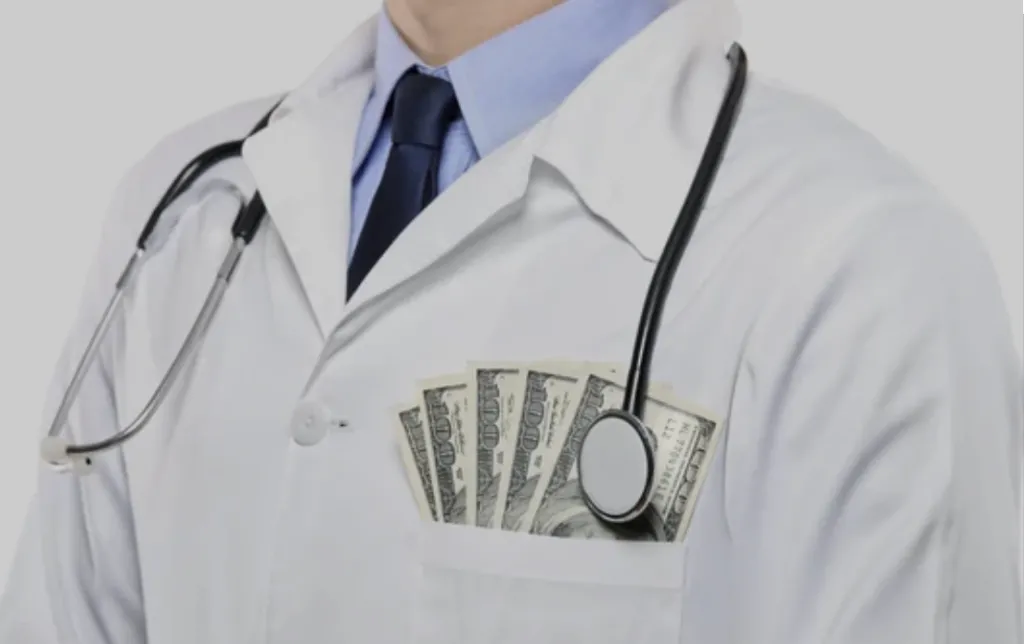 У Полтаві лікаря МСЕК оштрафували за підробку довідки про інвалідність за хабар